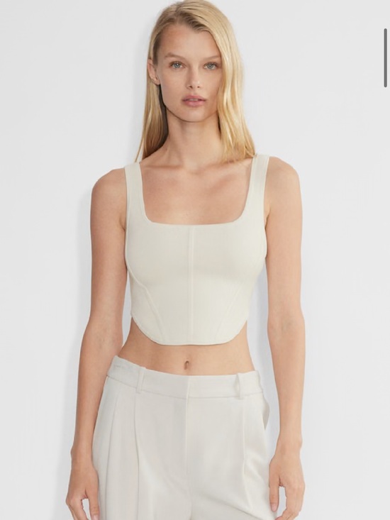 Aritzia Tops - Aritzia Cream Square-Neck Cropped Tank